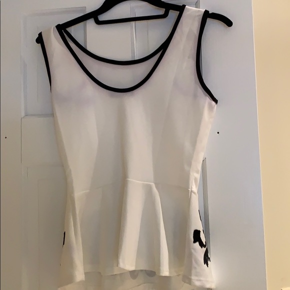 Mandees Peplum Top NWOT - Picture 4 of 4